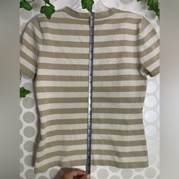 Josephine Chaus Petite short sleeve knit top with one shoulder buttons size P - Picture 11 of 15